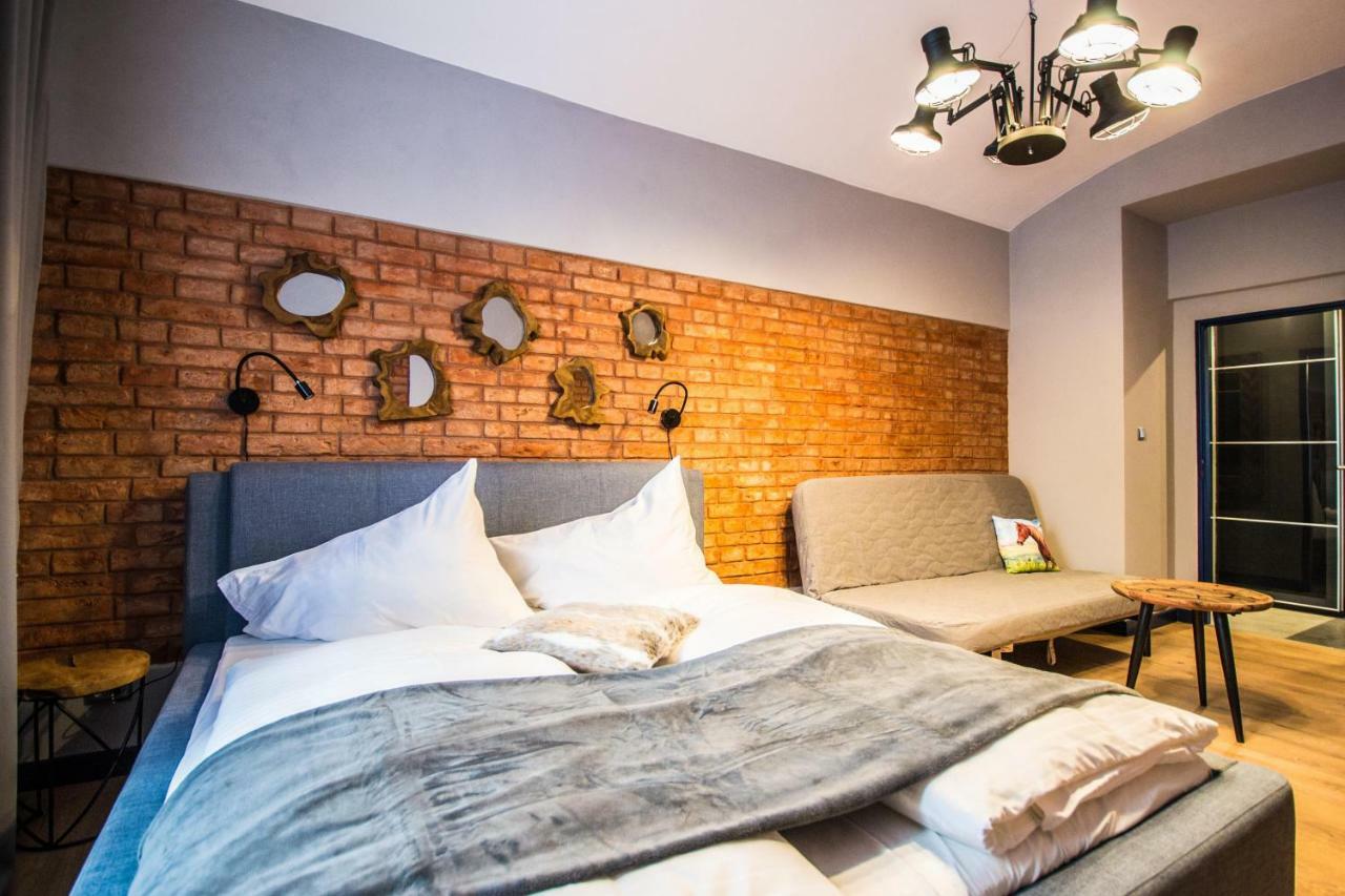 3Bdr Ruterra Apt With Table Football Praha Bagian luar foto