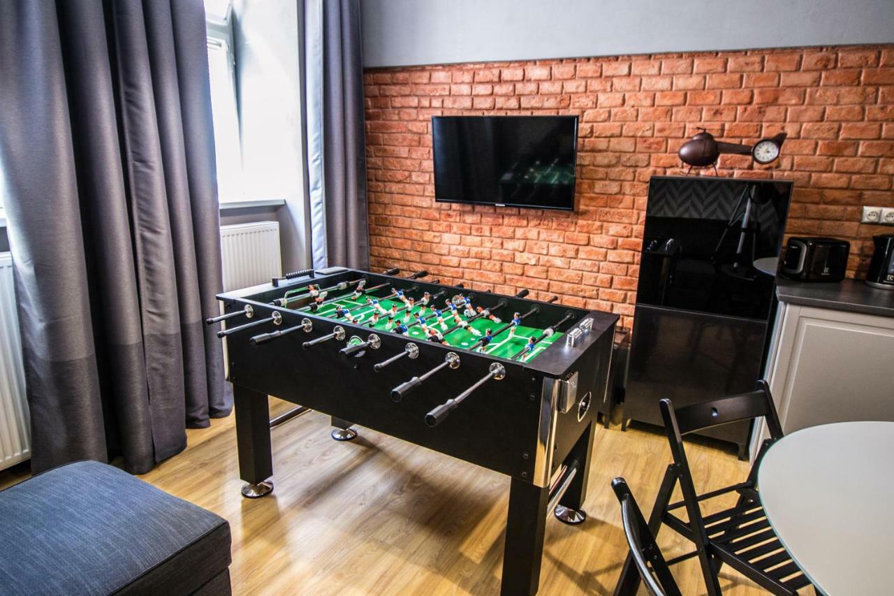 3Bdr Ruterra Apt With Table Football Praha Bagian luar foto